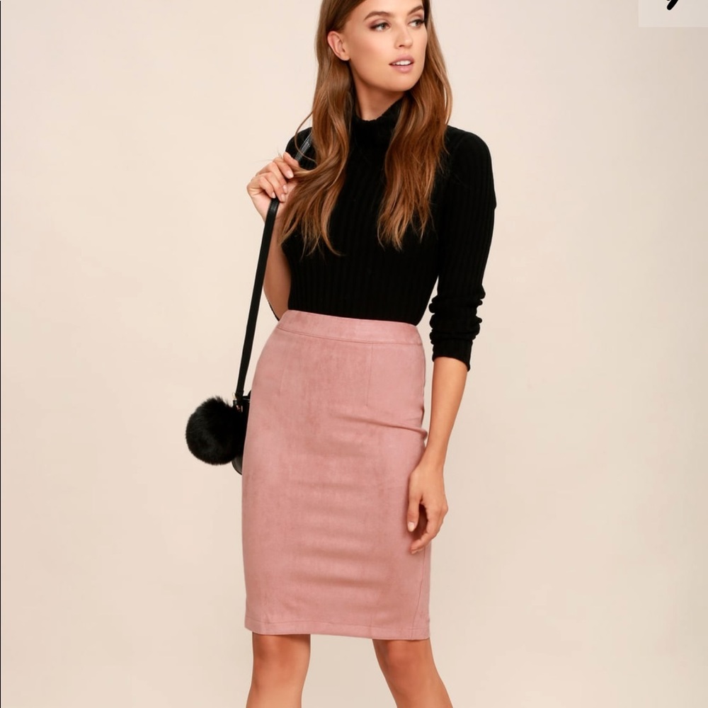 Lulus Blush Suede Pencil Skirt Size Small.